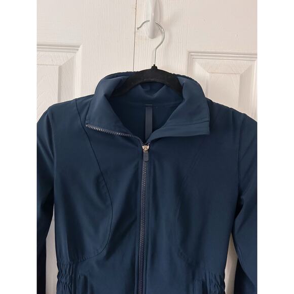 Lululemon Sights Seen Jacket Size 2 - Picture 7 of 11